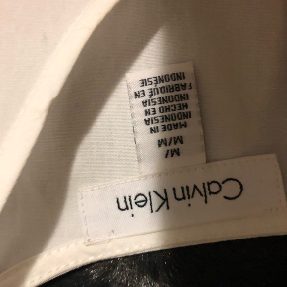 Calvin Klein White Peak-a-boo shoulder - Picture 2 of 3